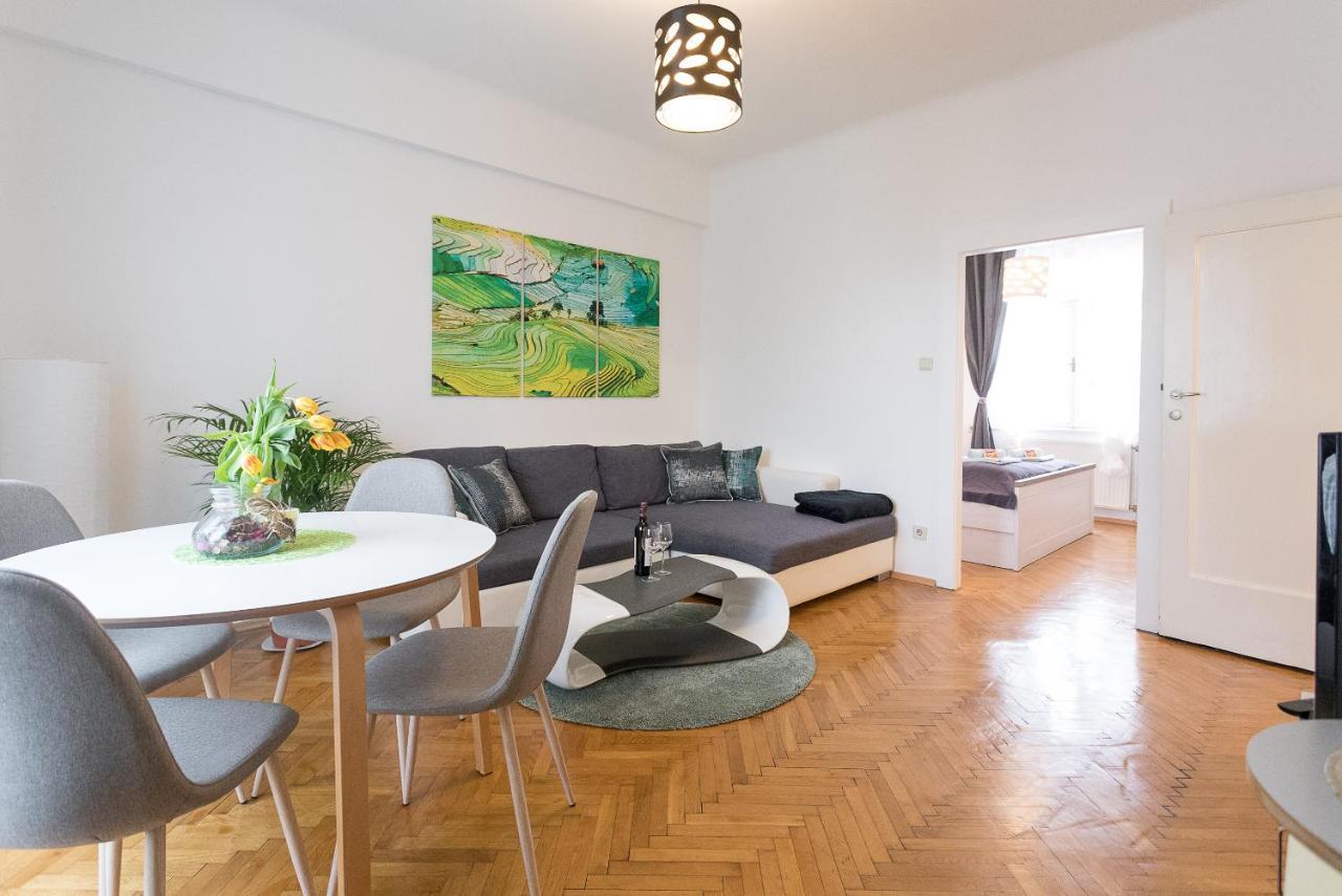 French Balcony - 45M² - Szeneviertel Viena Exterior foto
