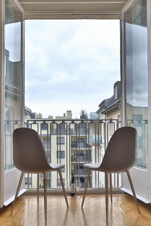French Balcony - 45M² - Szeneviertel Viena Exterior foto