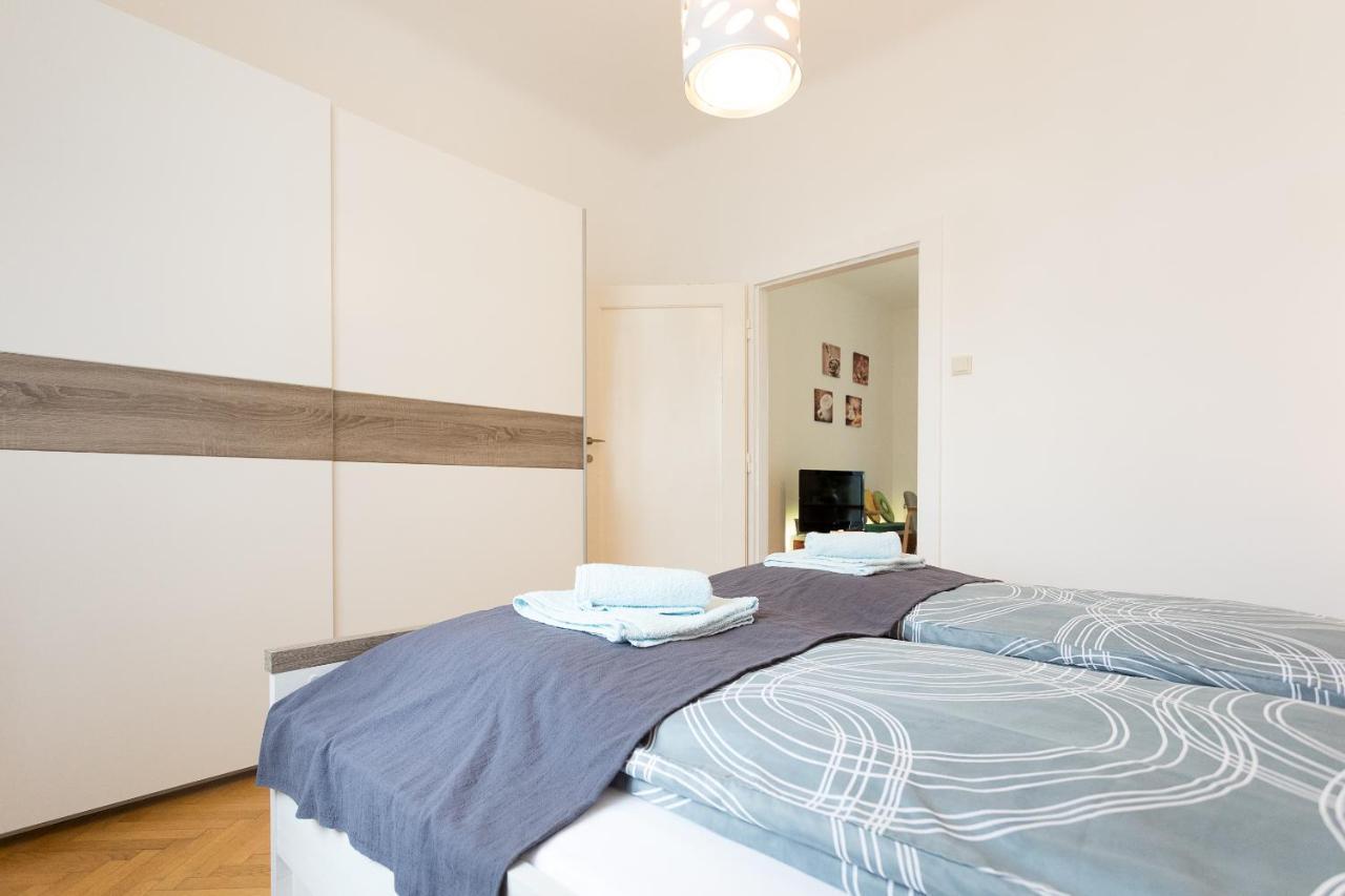 French Balcony - 45M² - Szeneviertel Viena Exterior foto