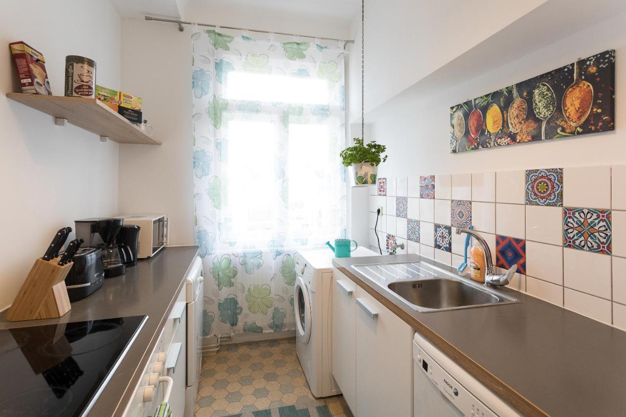 French Balcony - 45M² - Szeneviertel Viena Exterior foto